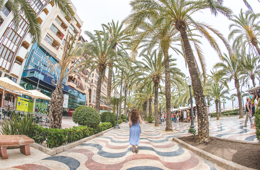 Kolorowa promenada Alicante